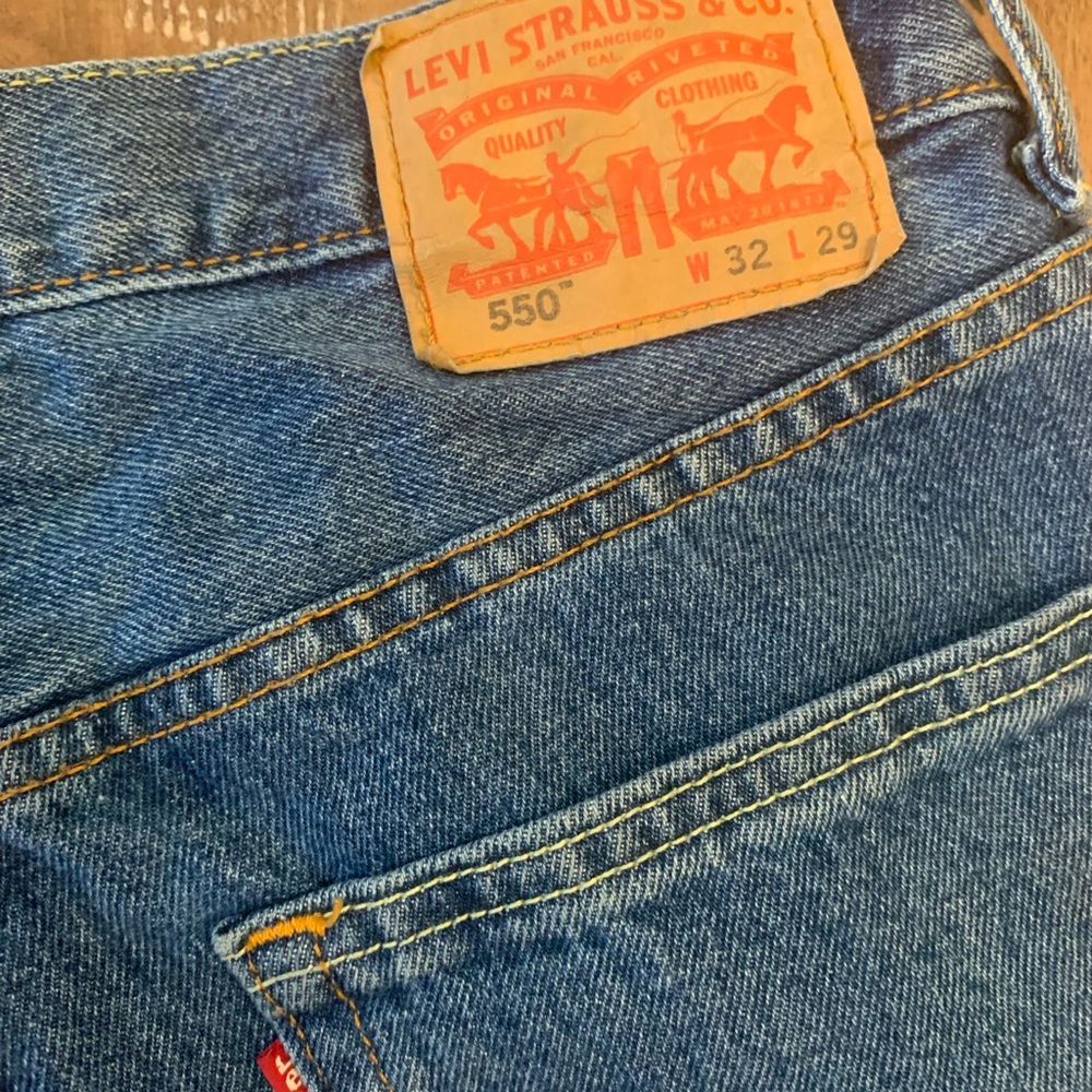 550 Levi Shorts - image 3